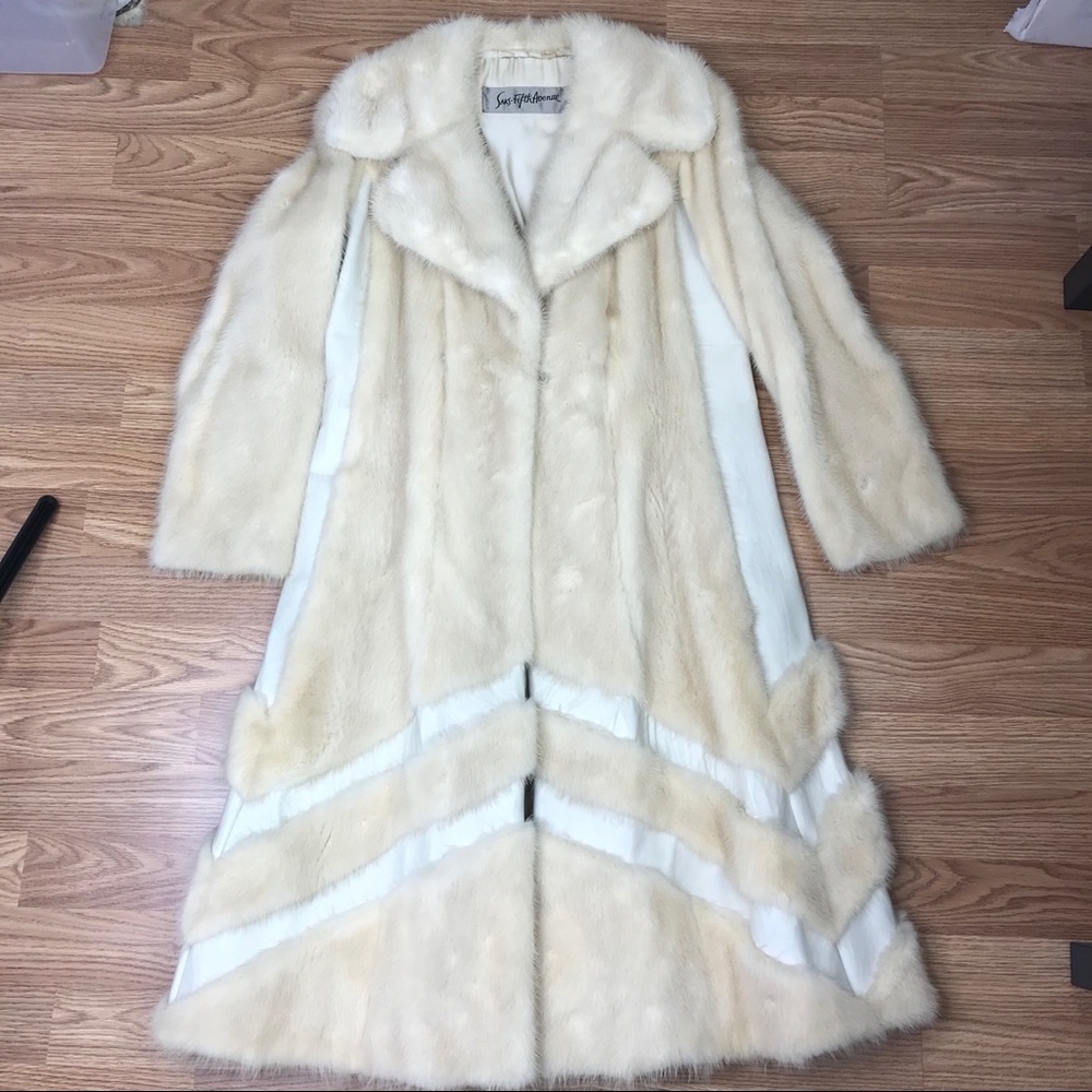 Gorgeous Saks-Fifth Avenue Revillon Genuine Cream Colored Fur Coat